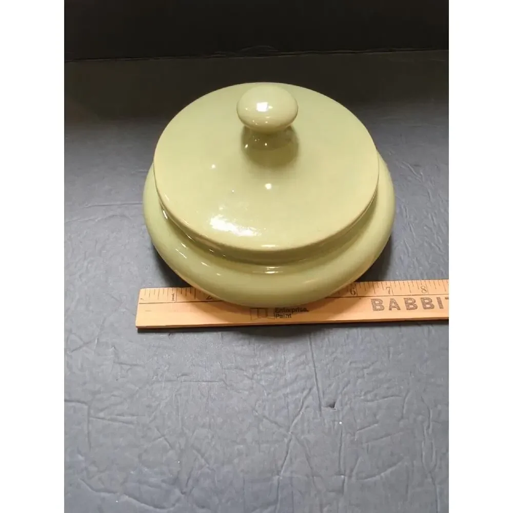 Roseville Pottery Ohio RRP Co‎ Embossed Nuts Bowl Green With Lid.
